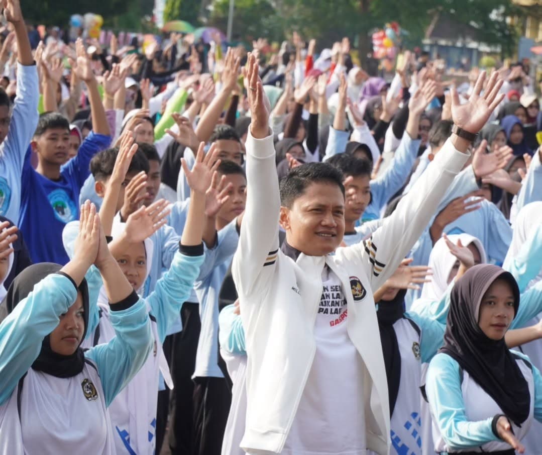 Wabup Iing Buka Acara Senam Sehat Cegah Osteoporosis Bersama Perwatusi