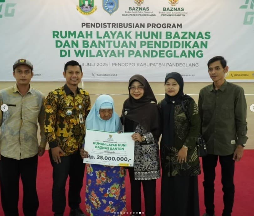 Sinergi Baznas Banten dan Pandeglang: 21 Rumah Layak Huni dan Beasiswa Disalurkan