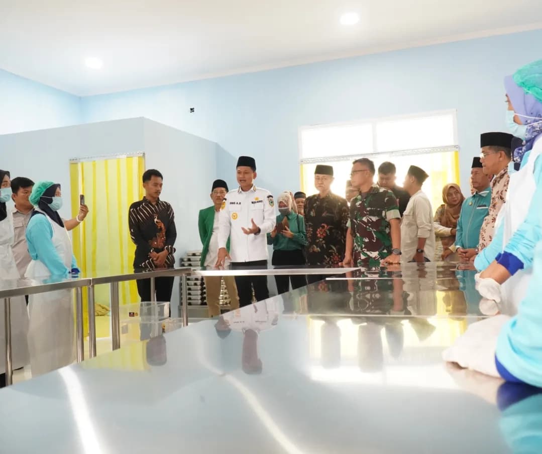 Wakil Bupati Pandeglang Hadiri Launching Satuan Pelayanan Pemenuhan Gizi (SPPG) Perguruan Mathla'ul Anwar Pusat Menes