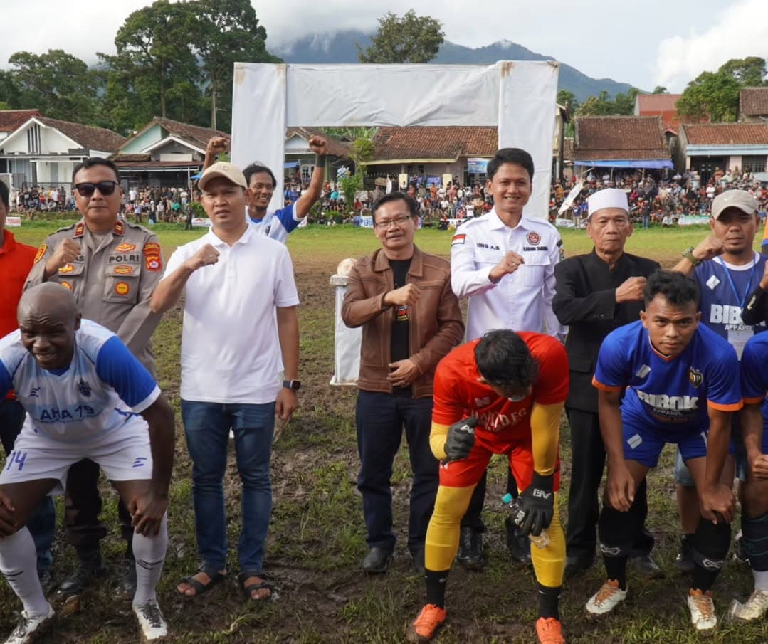 Hadiri Grand Final Ambrank CUP 2025, Wabup Iing : Para Pemain Junjung Sportifitas