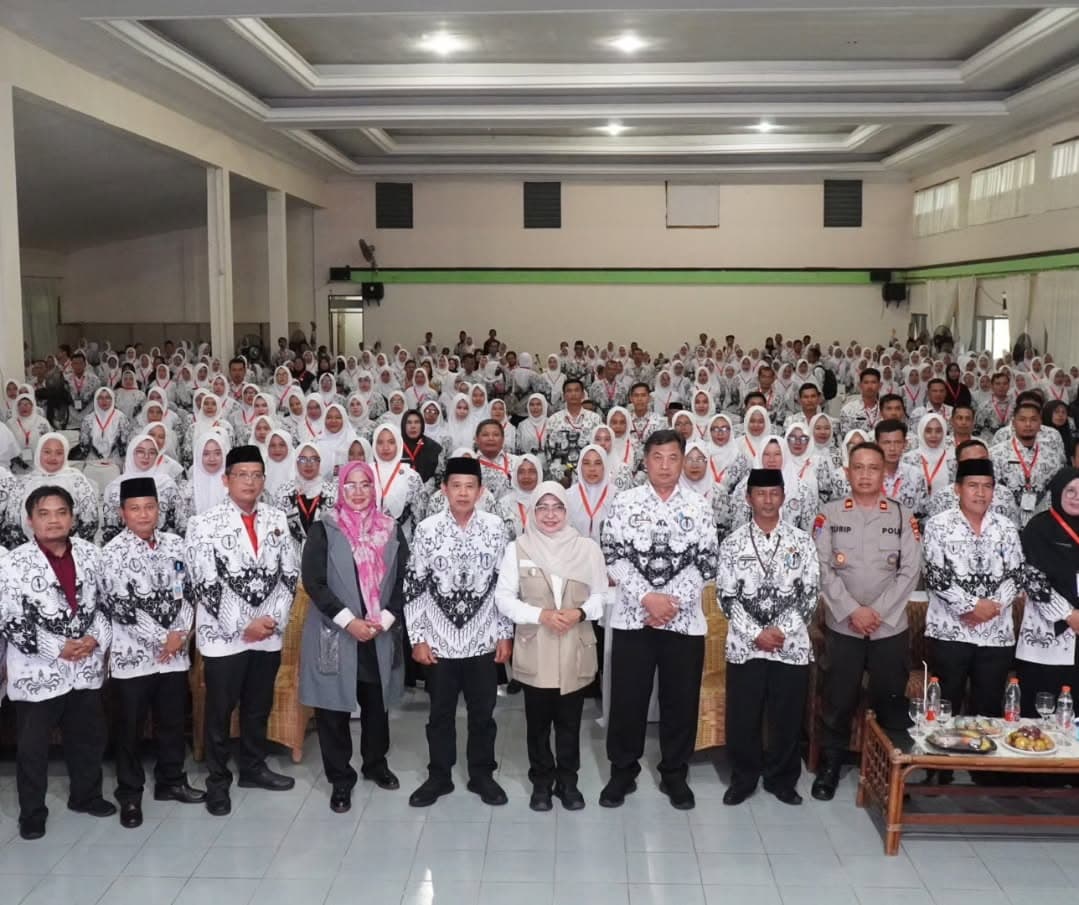 Tingkatkan Kapasitas Pengajar Guru SD Ikuti Workshop Pembelajaran Matematika