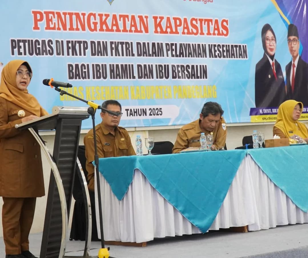Pemerintah Kabupaten Pandeglang terus berkomitmen dalam penurunan angka kematian ibu (AKI) dan angka kematian bayi (AKB)