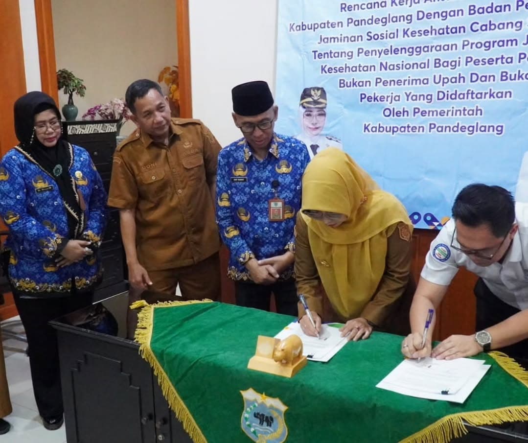 Pemerintah Kabupaten (Pemkab) Pandeglang terus berupaya mengejar target Universal Health Coverage (UHC) dengan meningkatkan jumlah pembayaran Penerima Bantuan Iuran (PBI) Jaminan Kesehatan Nasional pada tahun 2026.